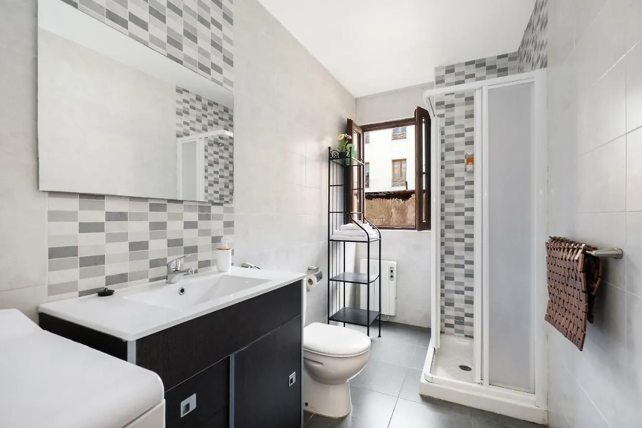 Urban Suites Granada Apartment